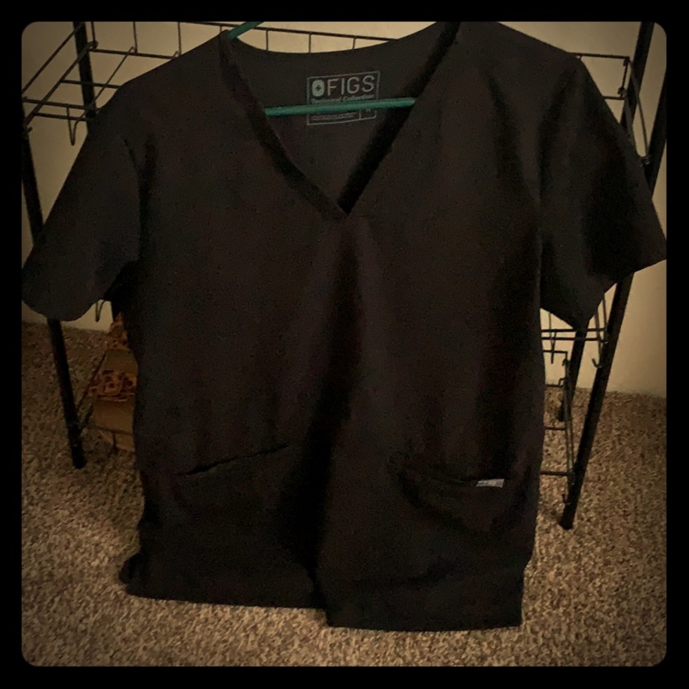 Figs Casma 3 pocket scrub top size medium